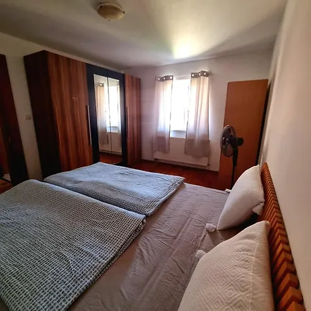 Apartment Big Huge Center 84m Nivy *