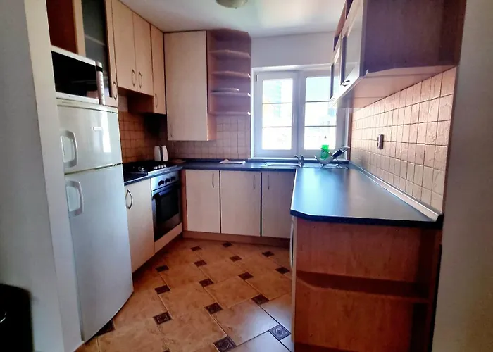 Big Huge Center 84m Nivy 브라티슬라바